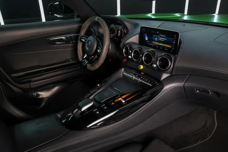 Mercedes Benz AMG GTR - undefined